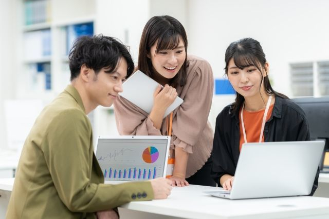 【一部リモ/～95万】金融業界でのSalesforce刷新プロジェクトのPM募集