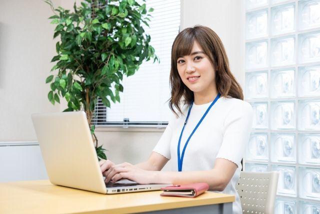 株式会社クリーク・アンド・リバー社