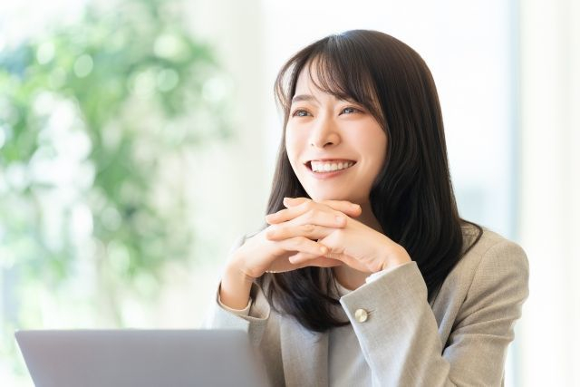 株式会社クリーク・アンド・リバー社