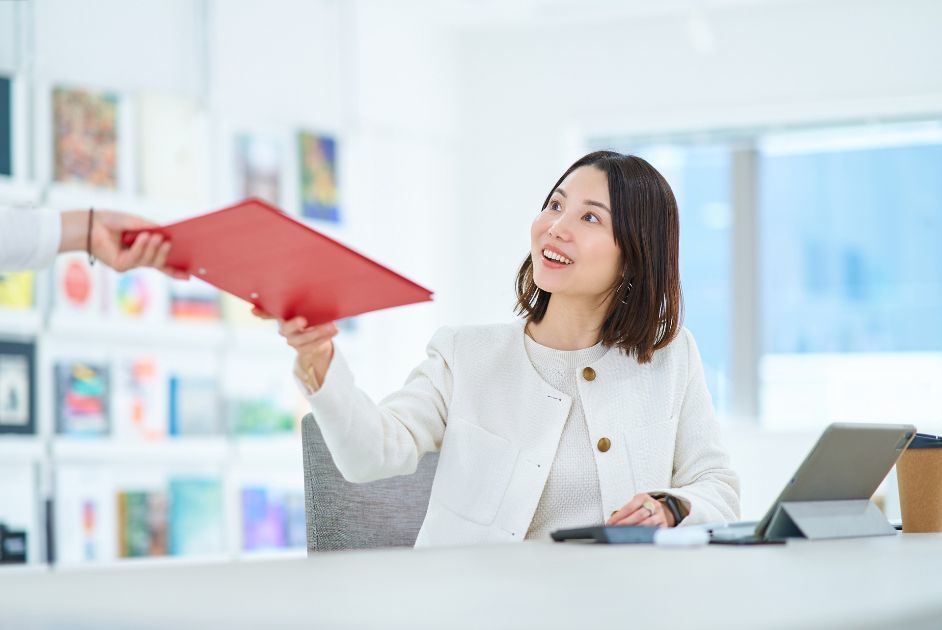 株式会社クリーク・アンド・リバー社