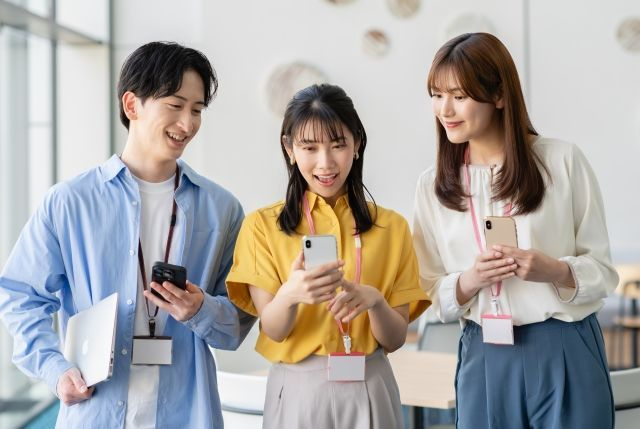 【基本リモ】大手広告代理店にてSNS企画＆運用ディレクター募集！