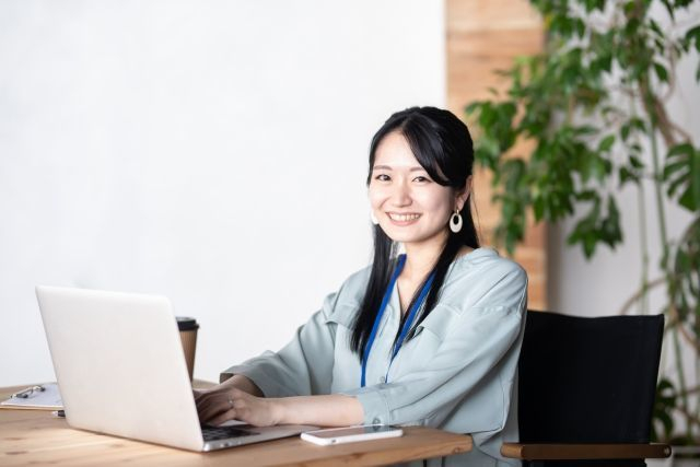 【基本リモート】コンシューマ向け医療Webサービスのデータ分析担当（派遣）