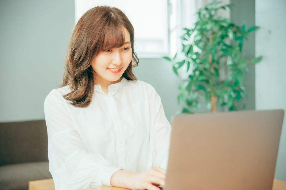 株式会社クリーク・アンド・リバー社