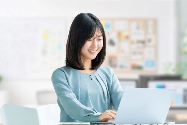 【豊洲勤務】大手カード会社_メルマガデザイン・配信業務