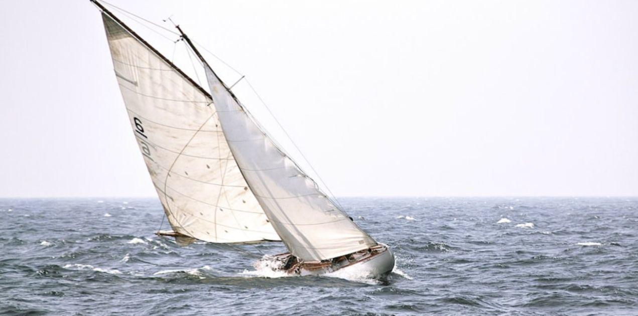 株式会社Yacht