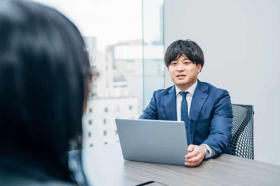 採用戦略コンサルタント（RPO）／再立ち上げフェーズのため採用コンサルとして顧客支援をしながら、サービスそのものも作れる／業界最大級の求人数・登録者数を誇る士業専門のキャリア支援プラットフォーム『LEGAL JOB BOARD』を運営