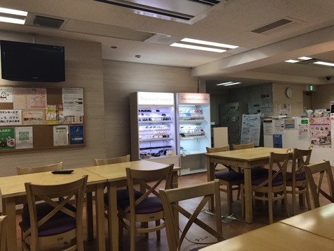 HUB cafe TOKYO（ハブ カフェ 東京）